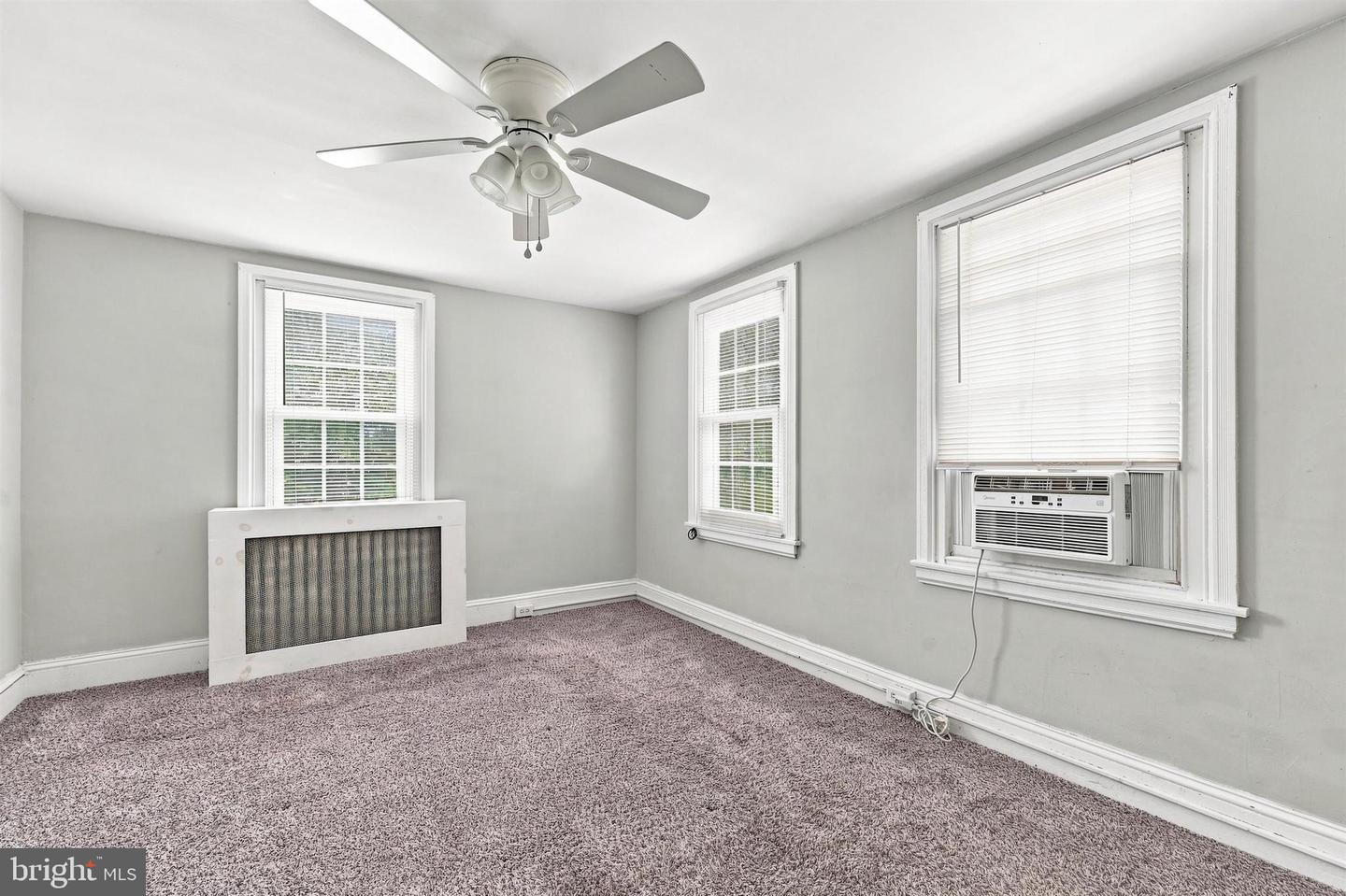 102 Garrett Ave Property Photo 17