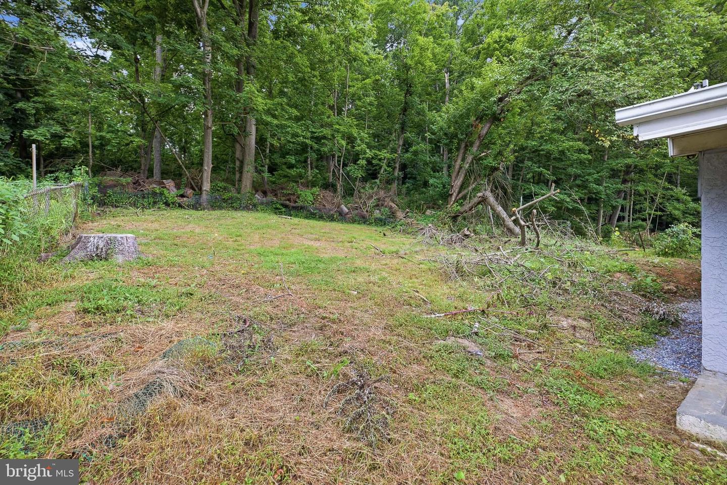 808 Maple Ln Property Photo 28