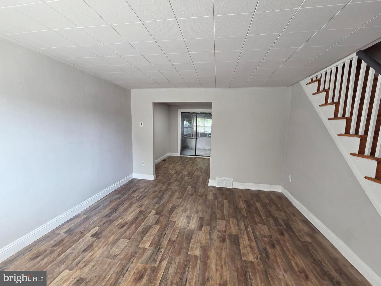 6653 Perry Ave Property Photo 1
