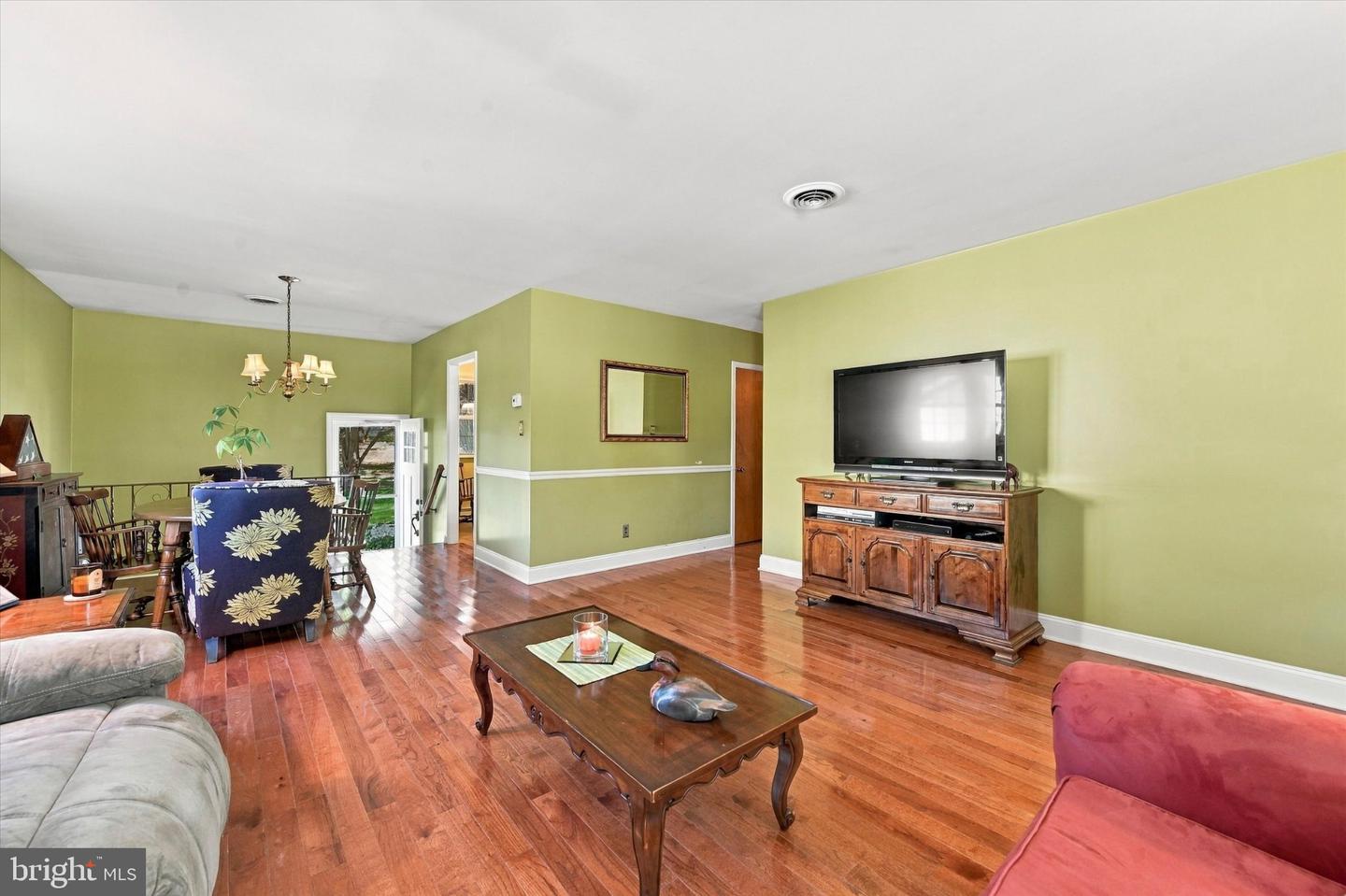 3625 N Clearwater Ln Property Photo 5