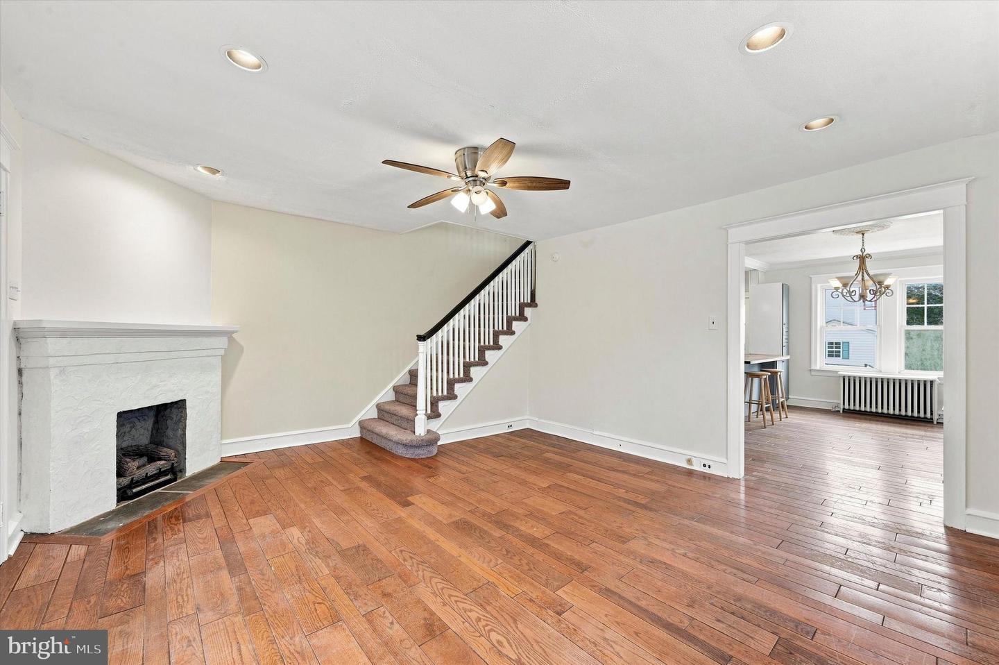 122 Wilson Ave Property Photo 4