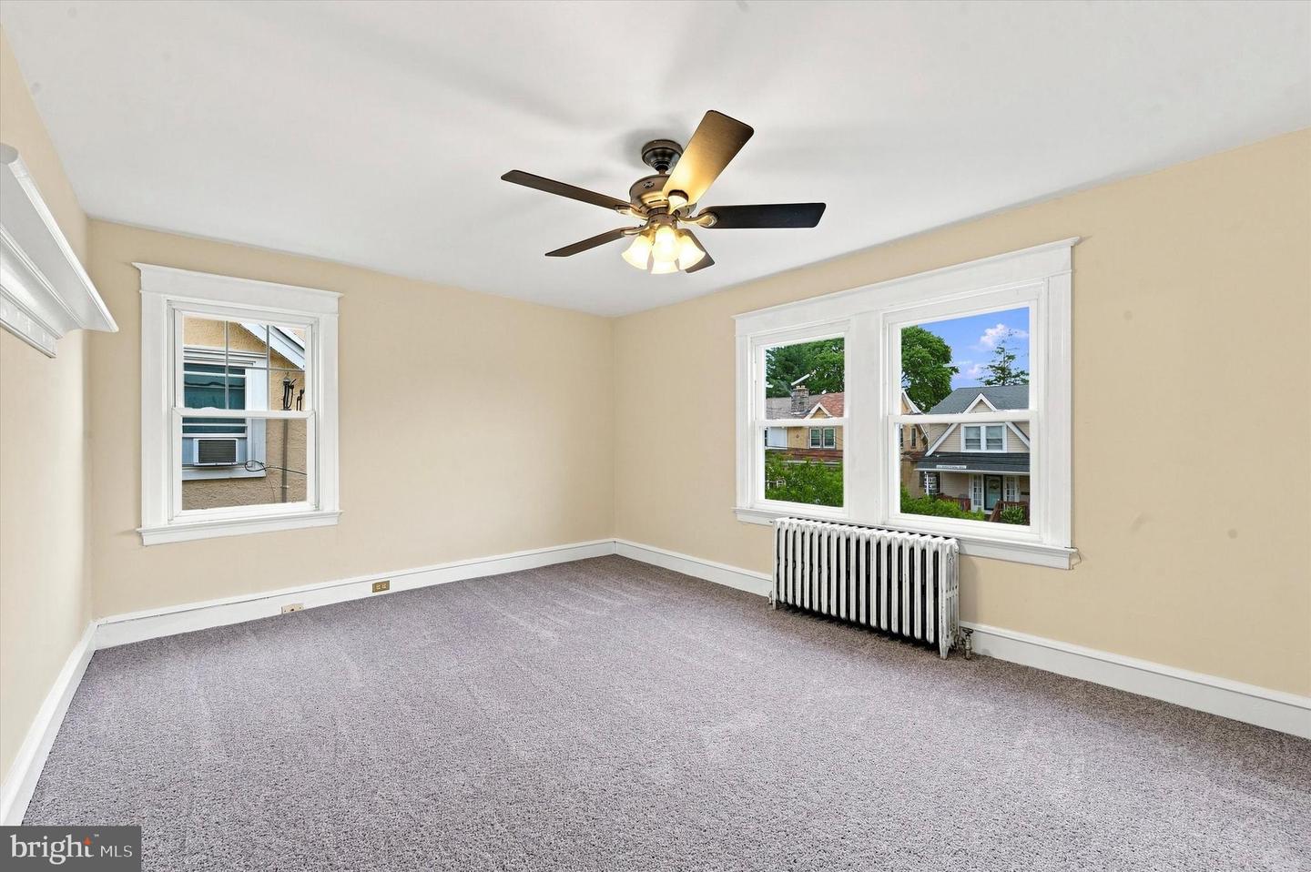 122 Wilson Ave Property Photo 14