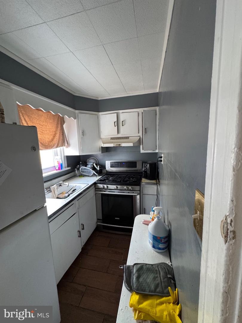 164 Fairview Ave Property Photo 7