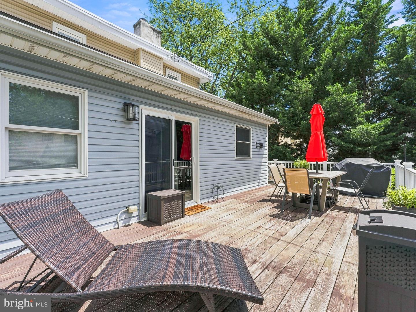 321 Sycamore Ave Property Photo 25