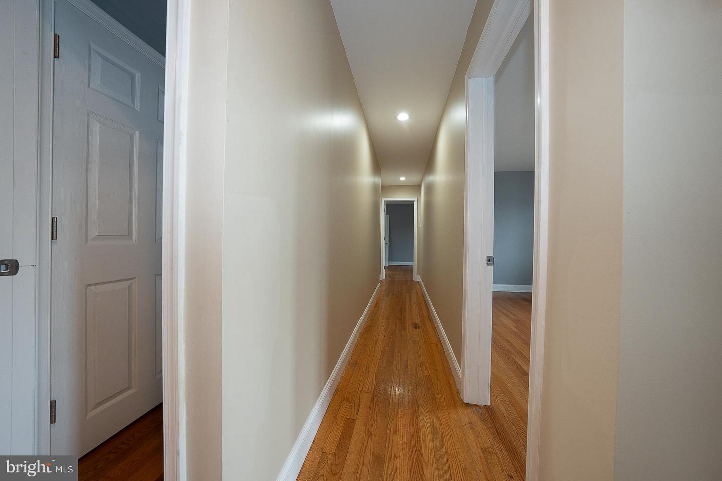 1216 Lindale Ave Property Photo 40