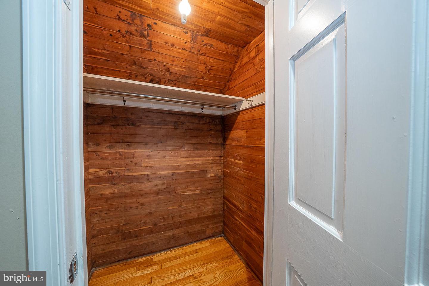 1216 Lindale Ave Property Photo 42