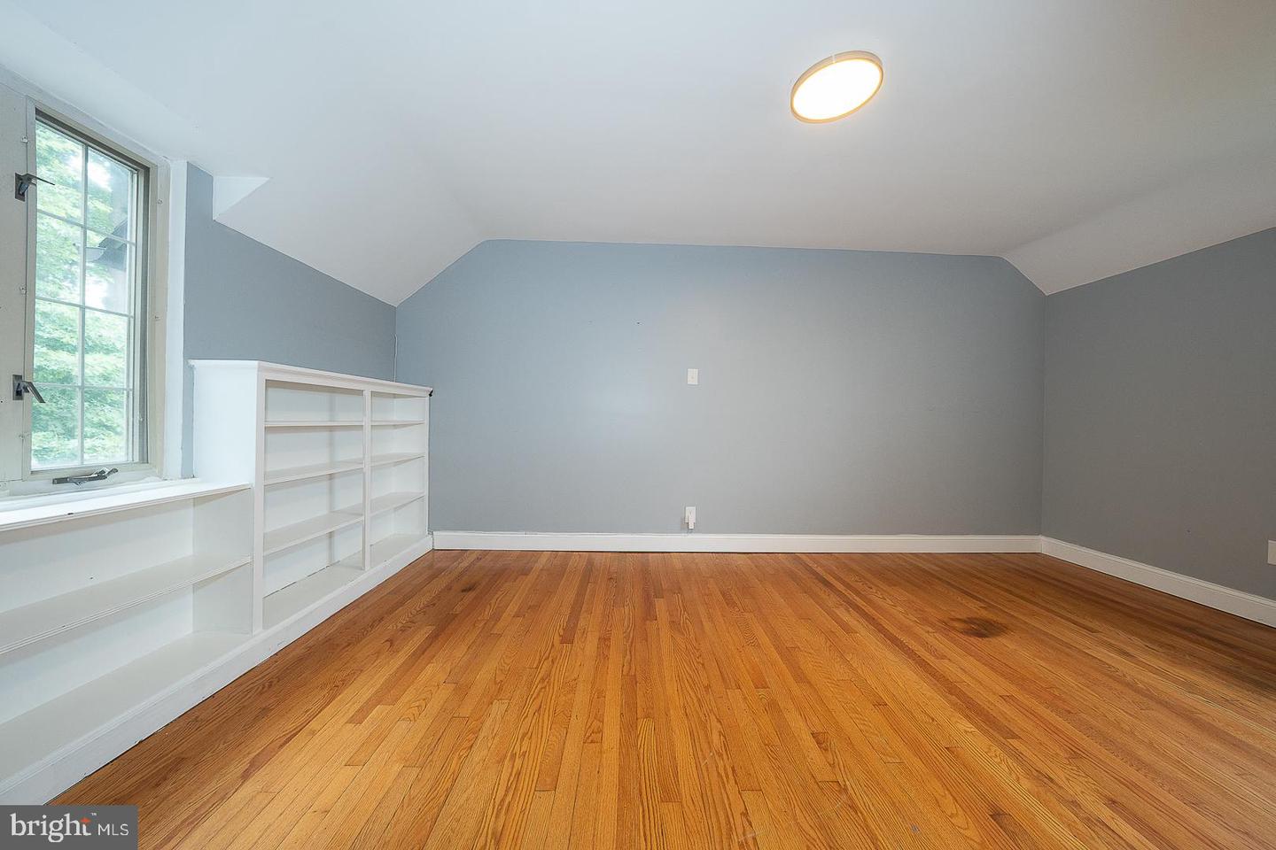 1216 Lindale Ave Property Photo 45