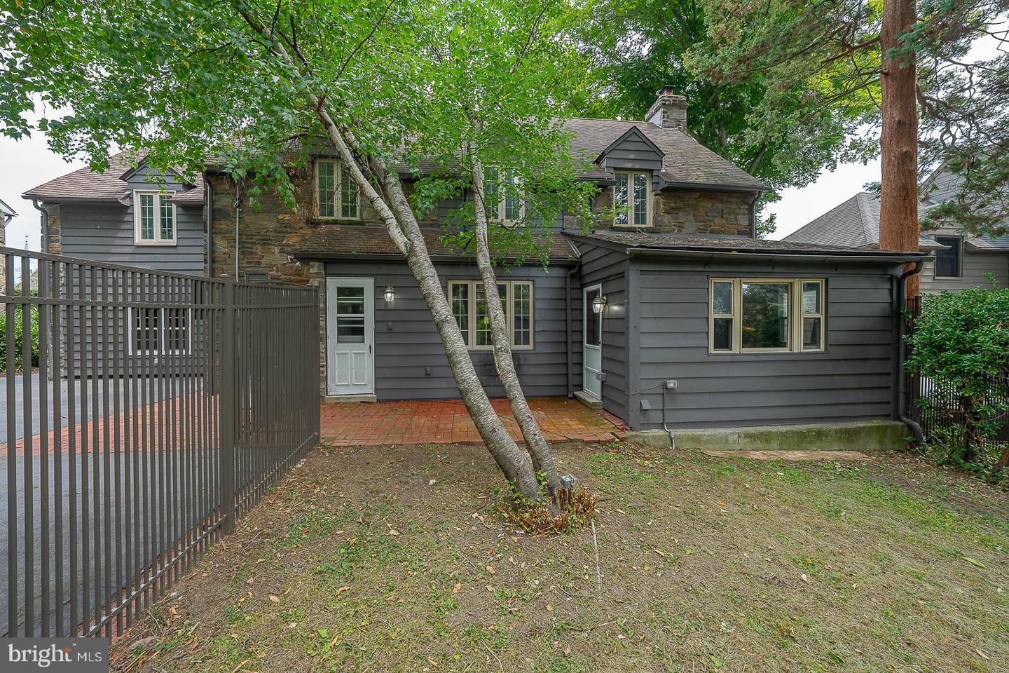 1216 Lindale Ave Property Photo 73