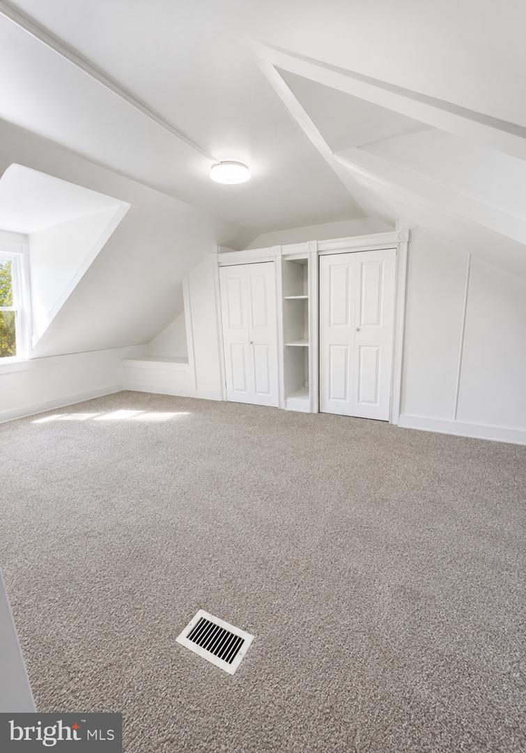 925-1/20 Walnut St Property Photo 8