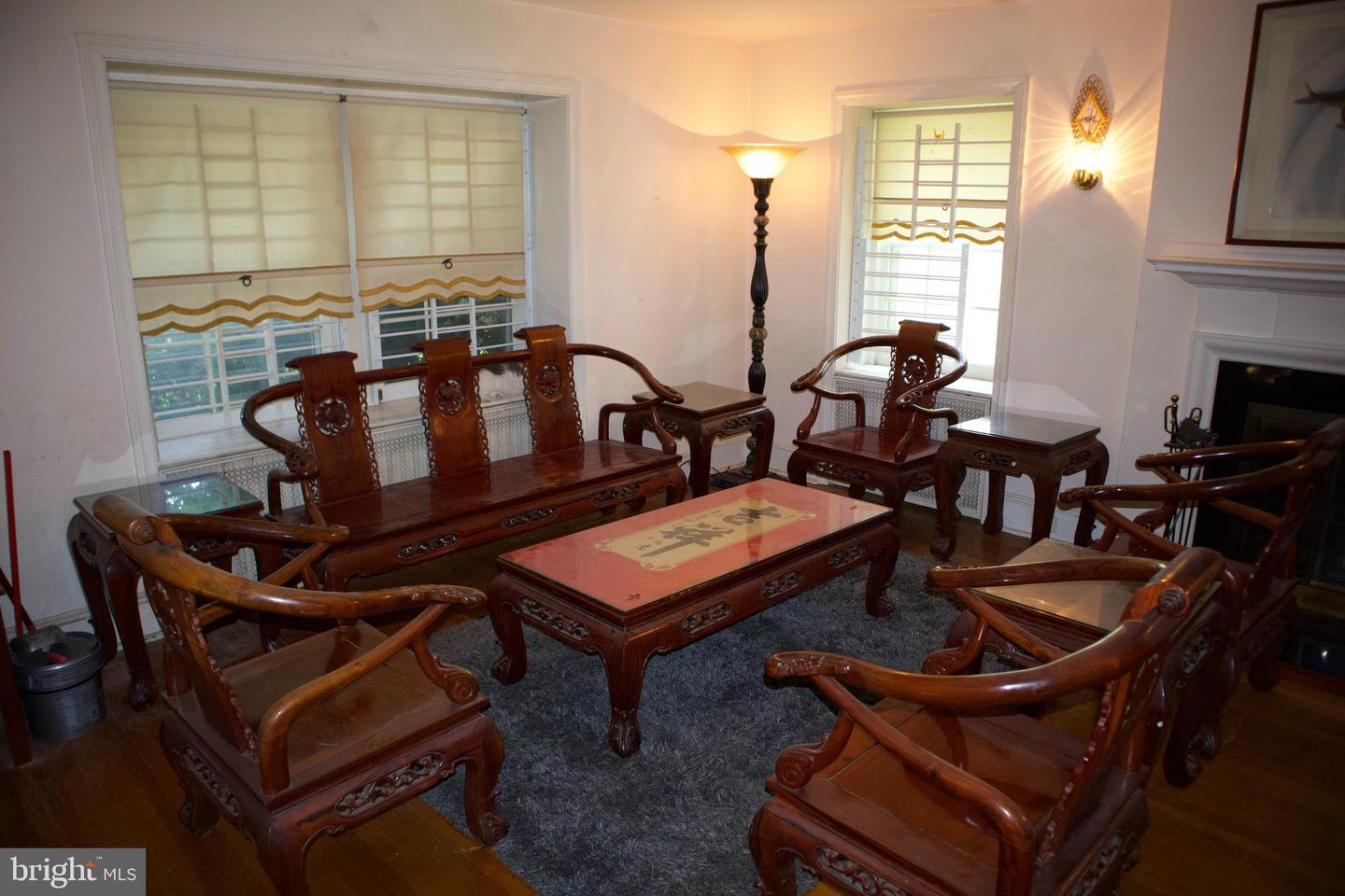 514 Beverly Blvd Property Photo 6