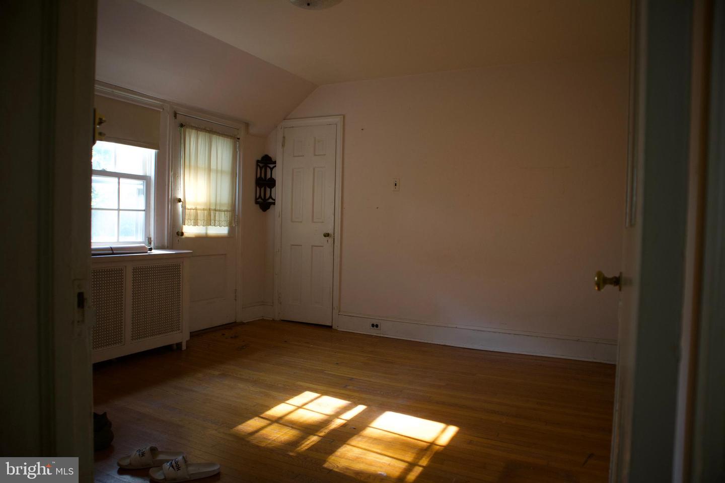 514 Beverly Blvd Property Photo 18