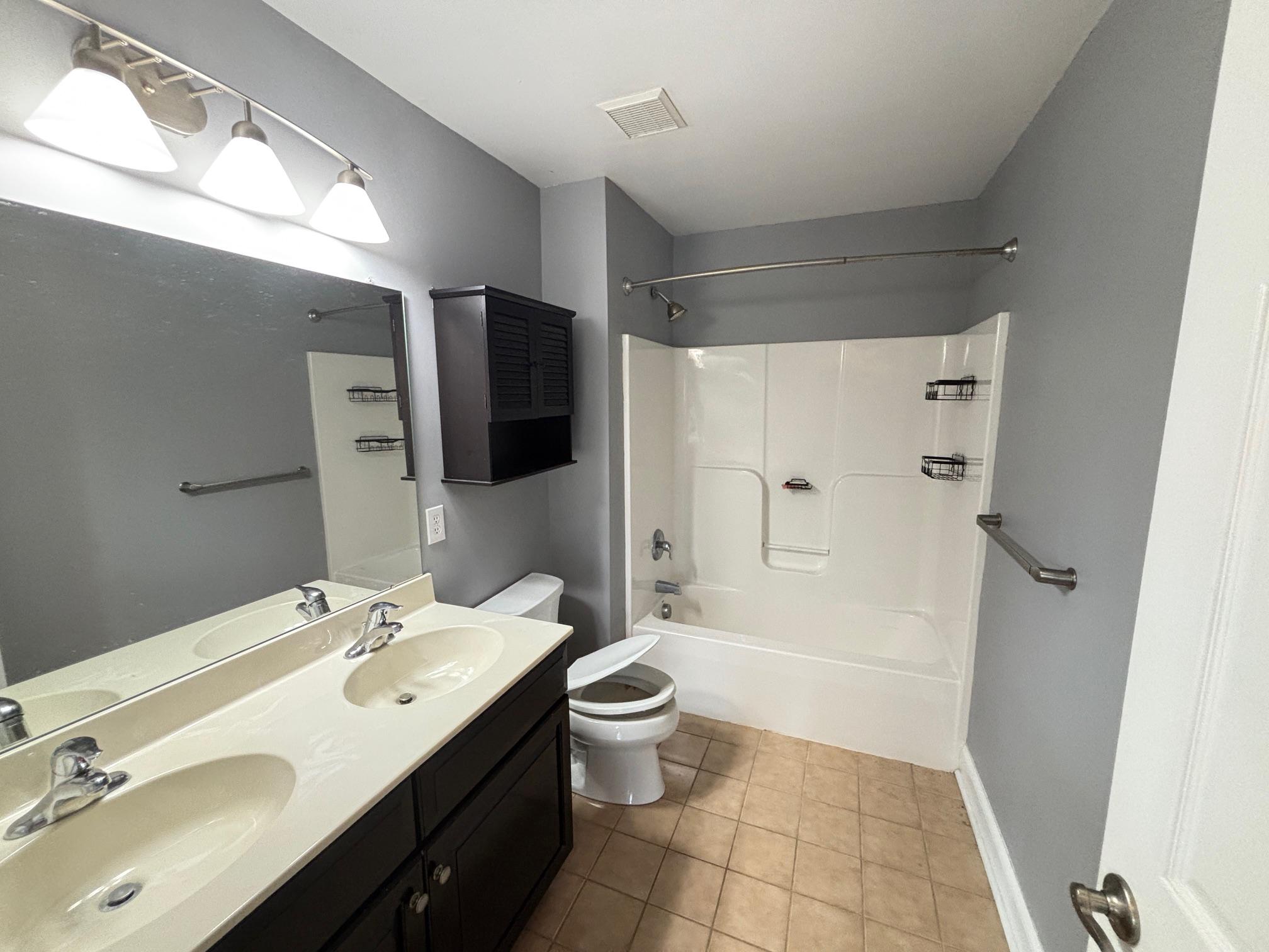 1 Robert Ct Property Photo 22