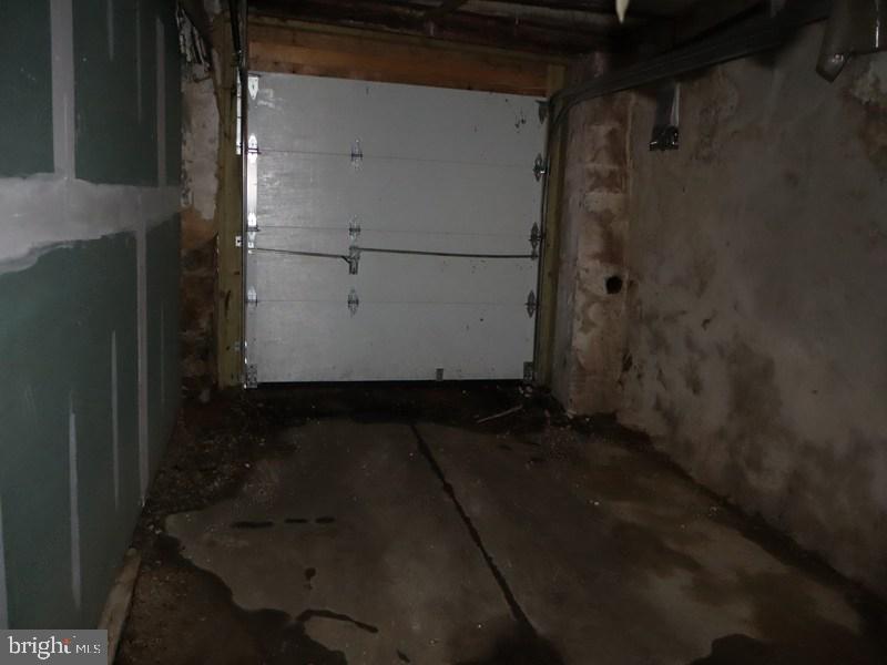 157 Lafayette Ave Property Photo 6