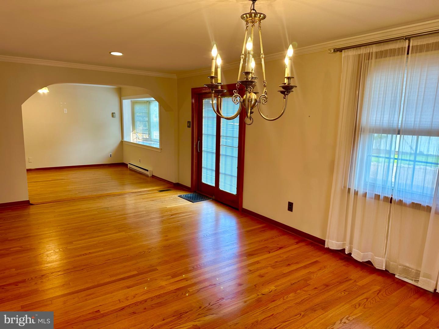 2432 W Chester Pike Property Photo 10