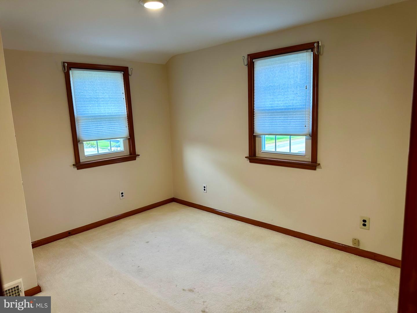 2432 W Chester Pike Property Photo 22