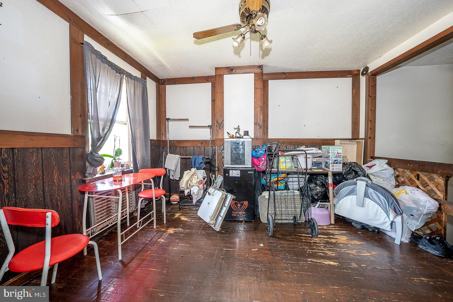 1124 Spring St Property Photo 25