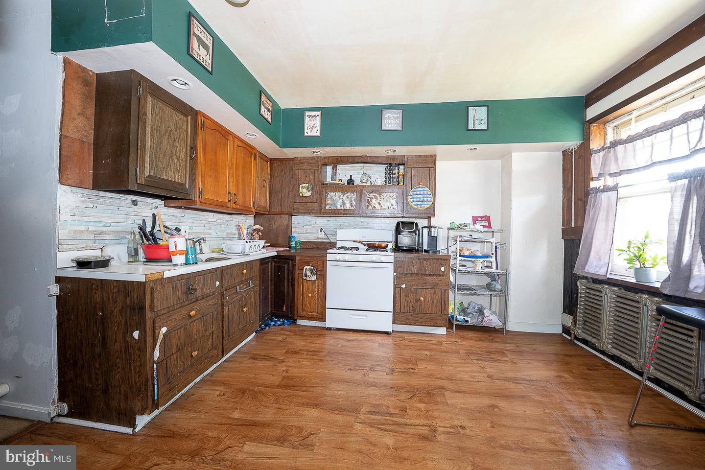 1124 Spring St Property Photo 26
