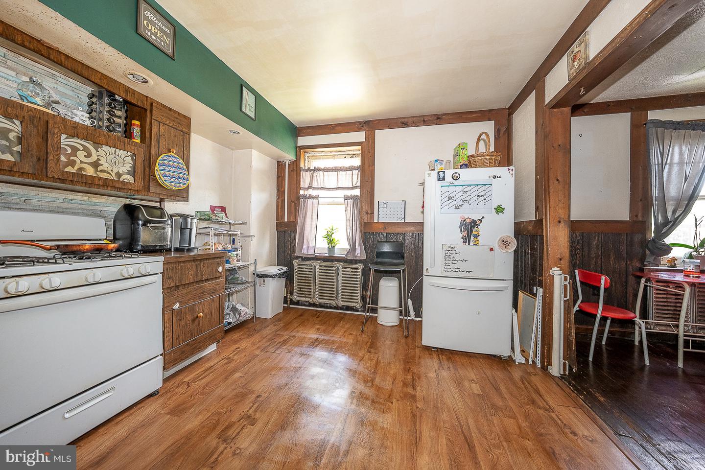 1124 Spring St Property Photo 27