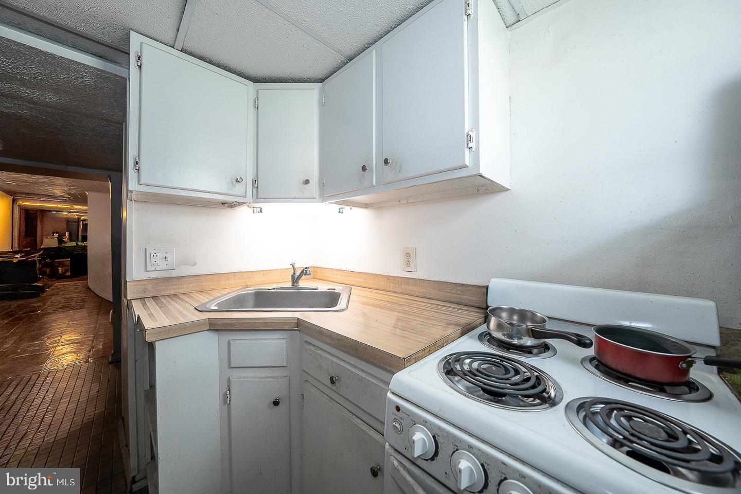 1124 Spring St Property Photo 36
