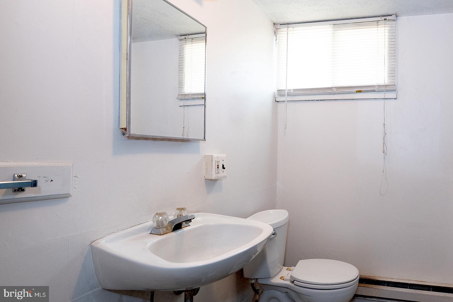 1124 Spring St Property Photo 44