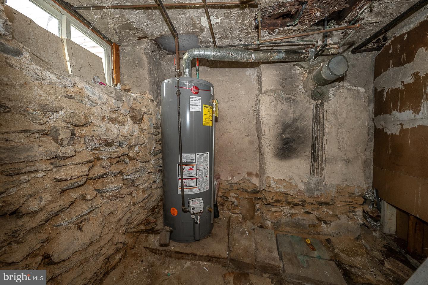 1124 Spring St Property Photo 45