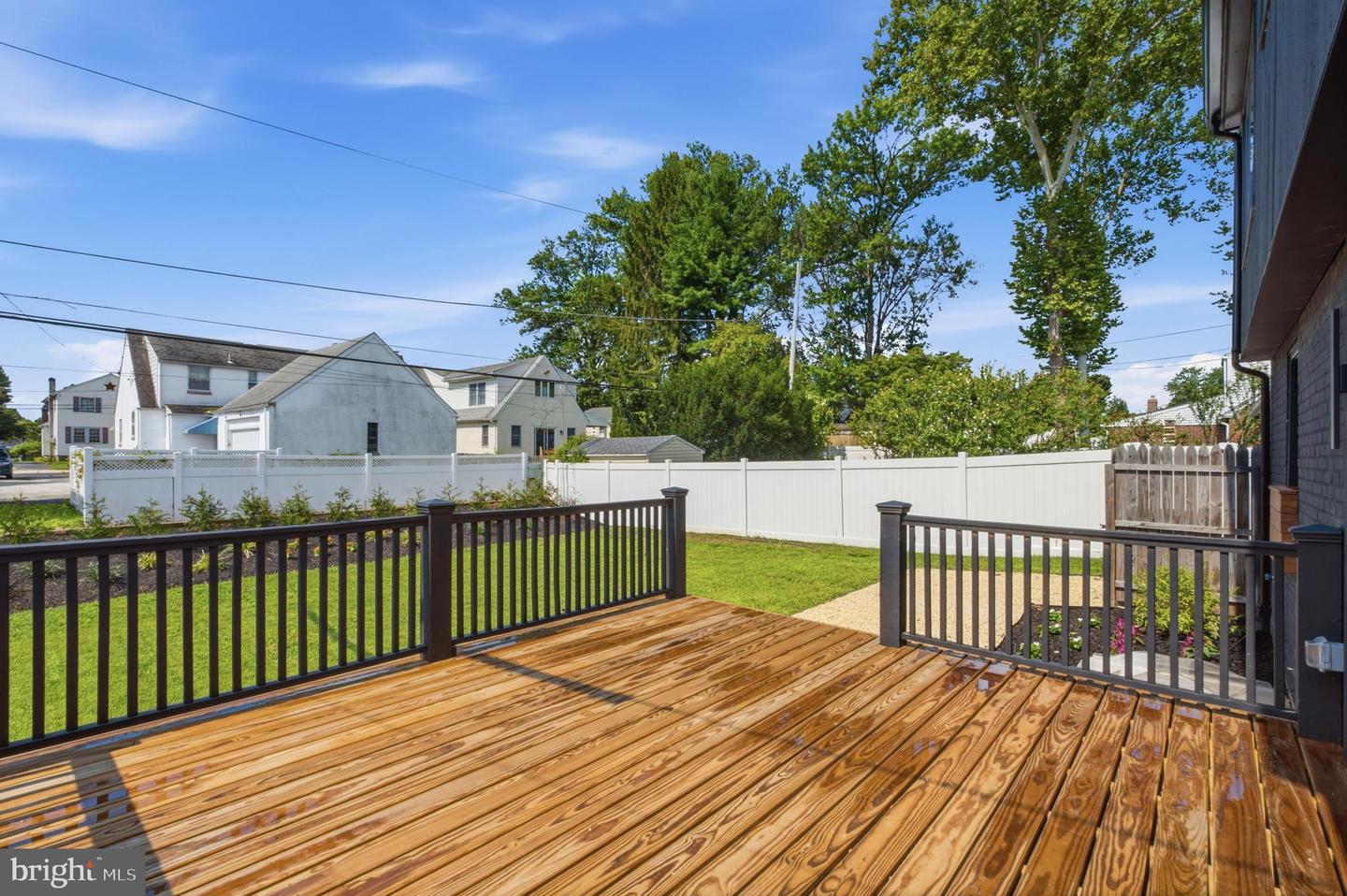 1348 Harrington Rd Property Photo 43
