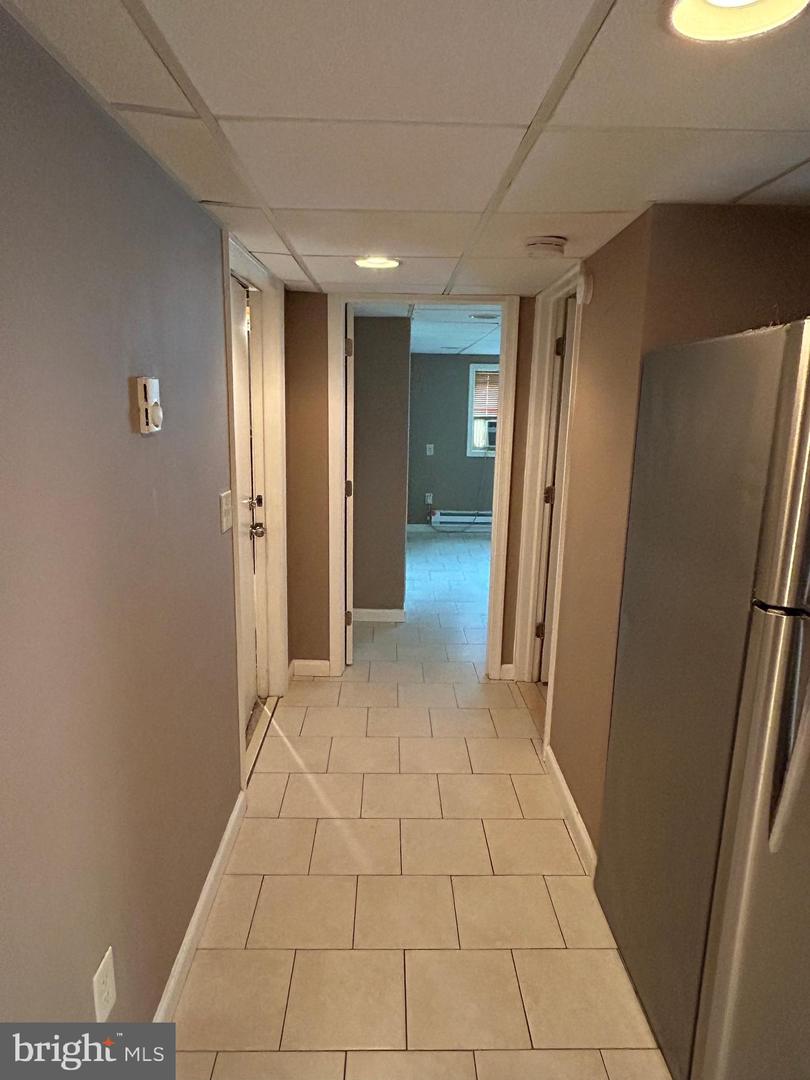 155 Meadowbrook Ln #apt A Property Photo 6