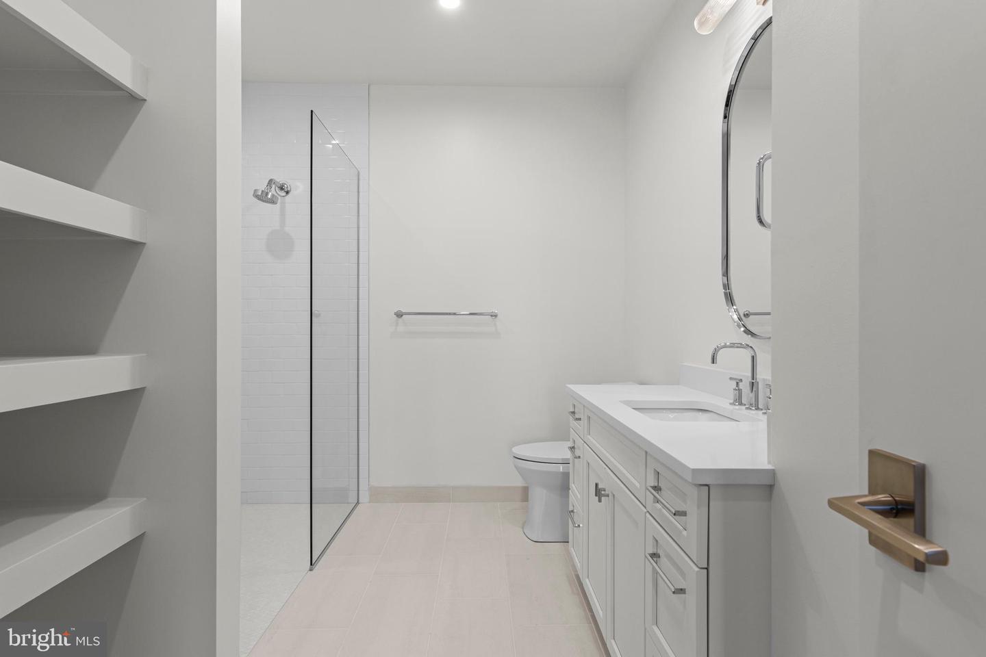 110 Park Ave #320 Property Photo 10