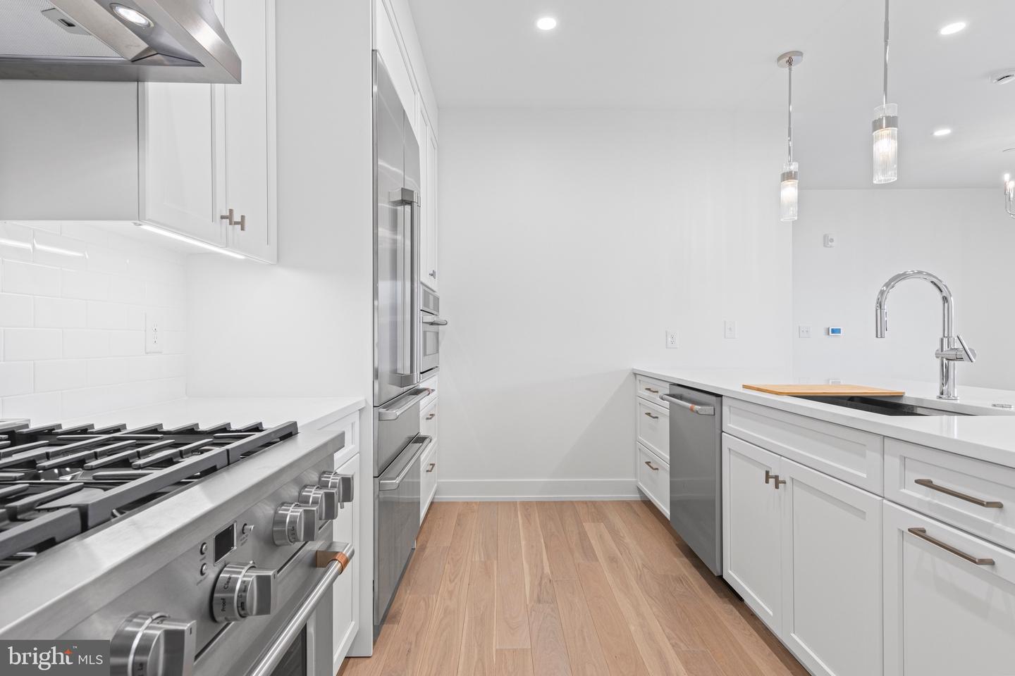 110 Park Ave #370 Property Photo 8