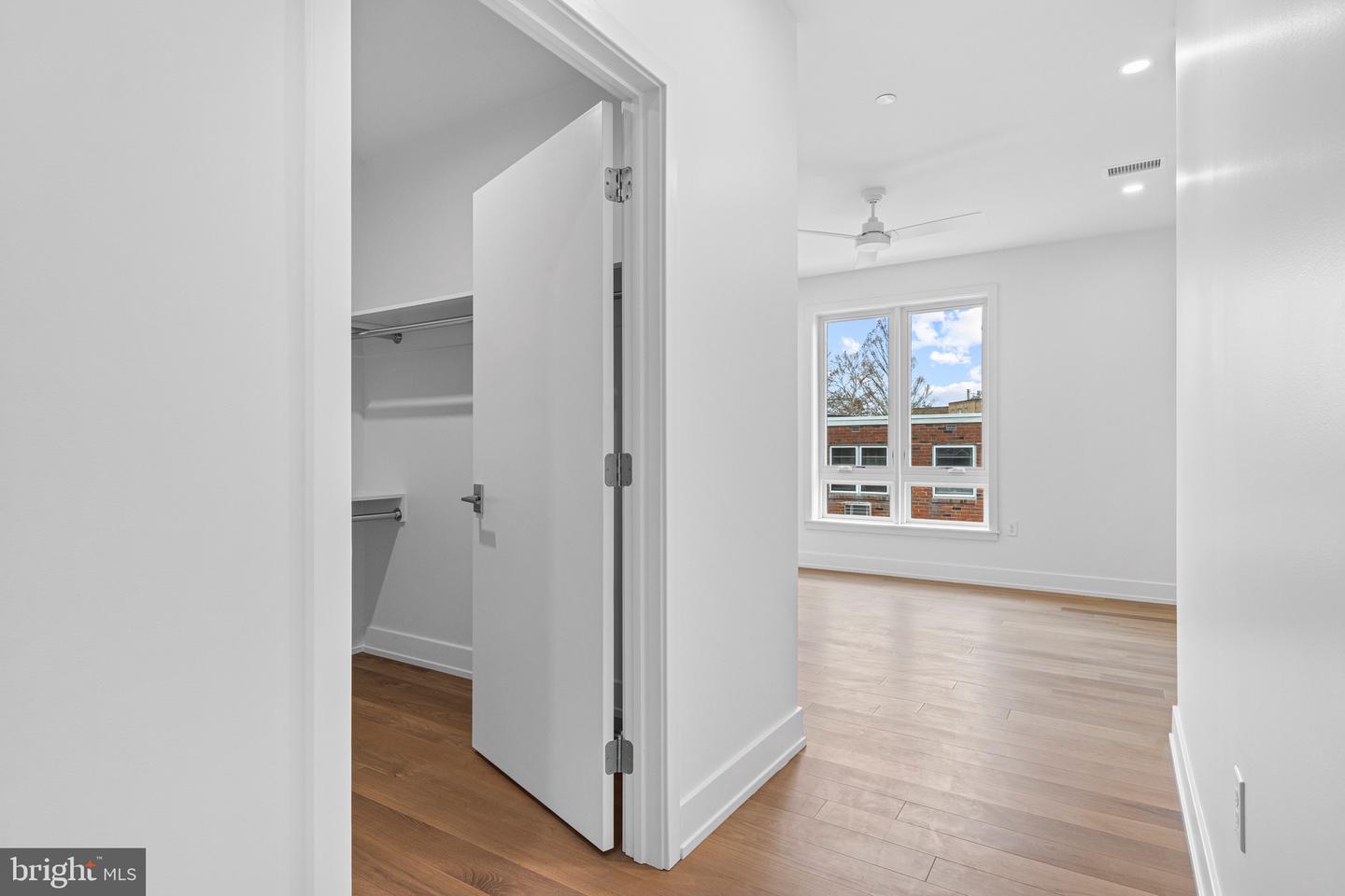 110 Park Ave #370 Property Photo 19