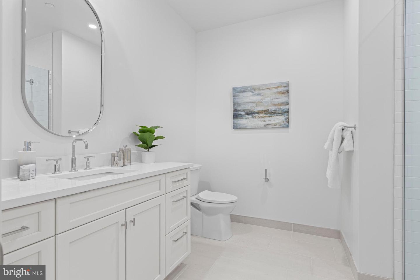 110 Park Ave #250 Property Photo 18