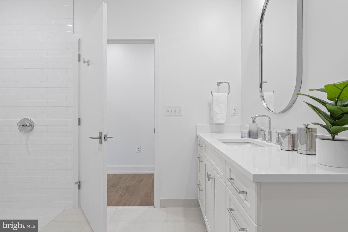 110 Park Ave #250 Property Photo 21