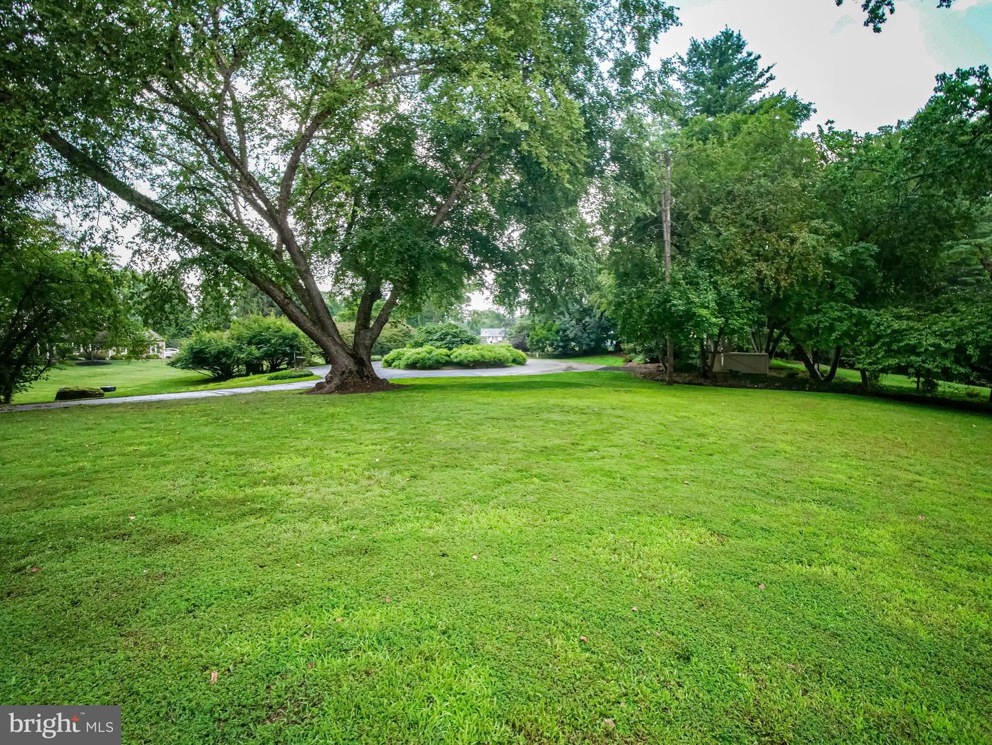 1375 Pond View Ln Property Photo 14