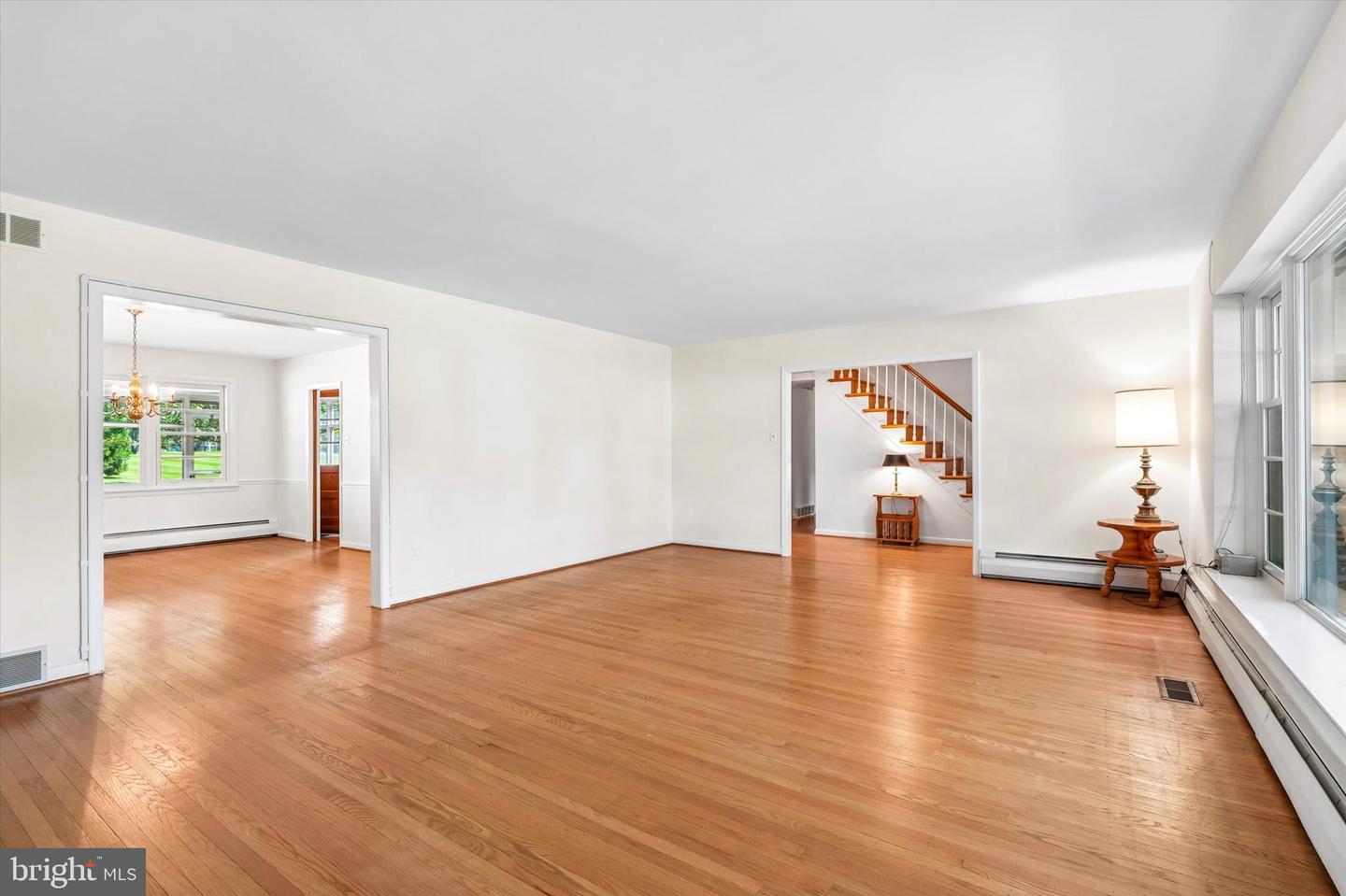 205 N Morgan Ave Property Photo 12