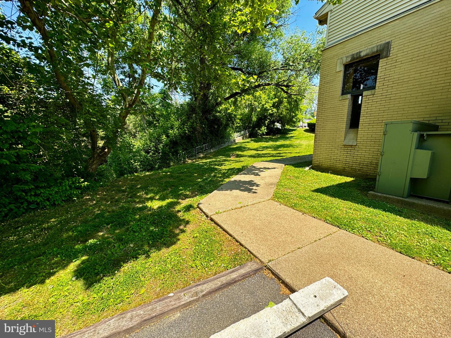 824 Main St Property Photo 12
