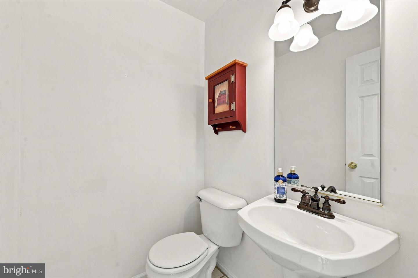 1923 Oak Leaf Ln Property Photo 12