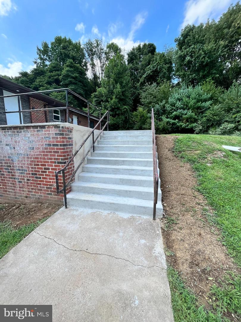 1420 Conchester Rd Property Photo 8