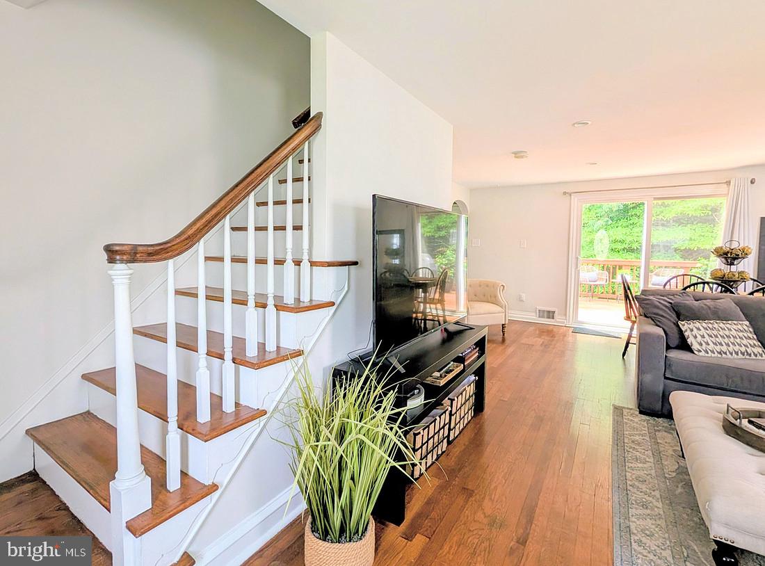 640 Pennsylvania Ave Property Photo 3