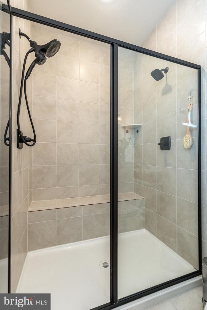 127 Kyle Sq Property Photo 39
