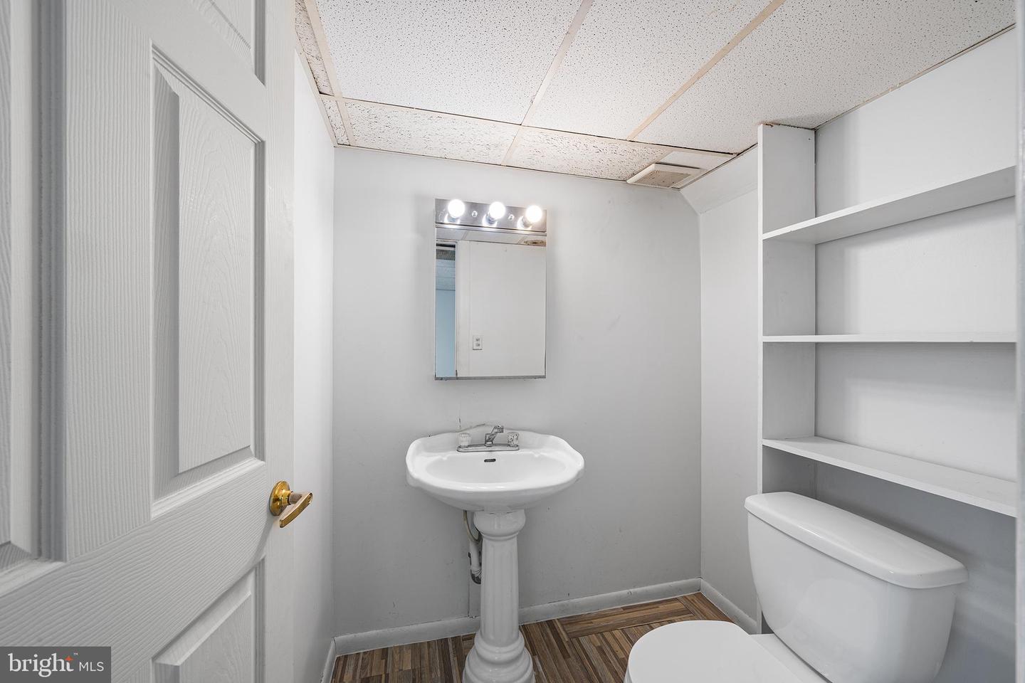 7036 Radbourne Rd Property Photo 22