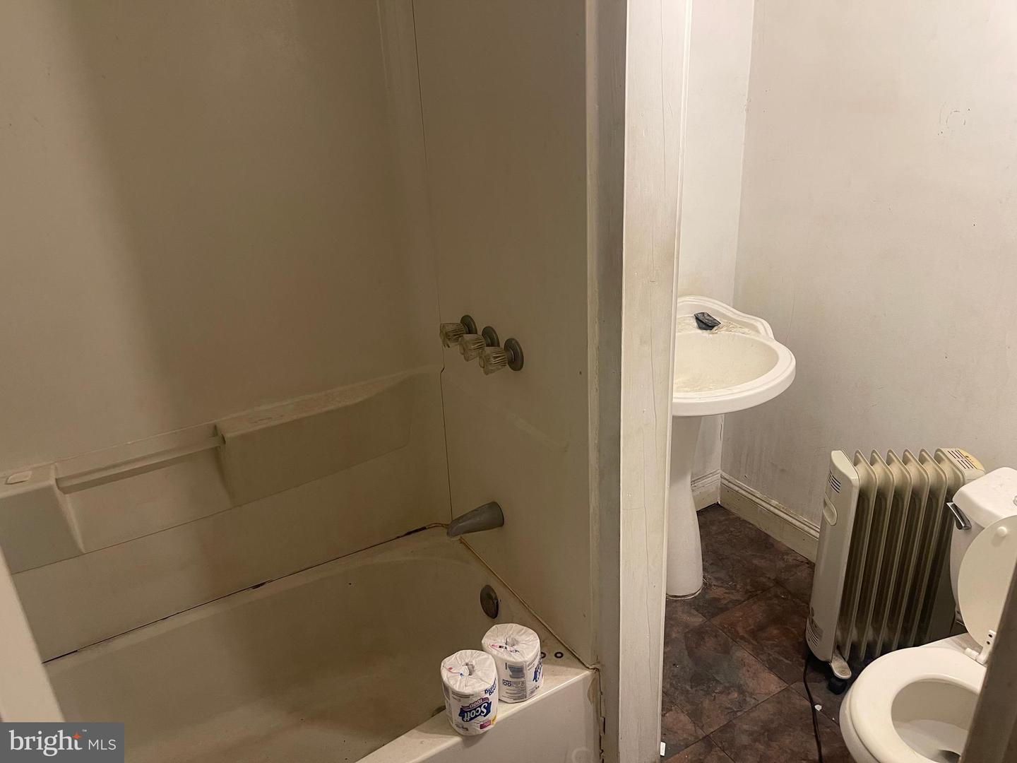 207 Highland Ave Property Photo 8