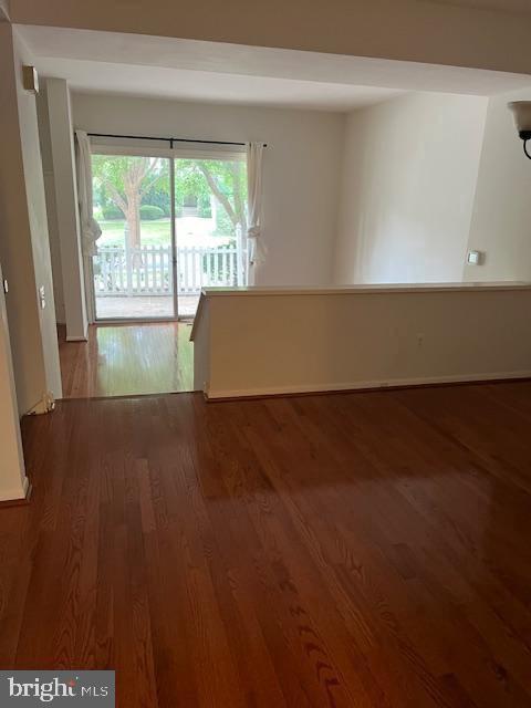113 Montrose Ave Property Photo 6