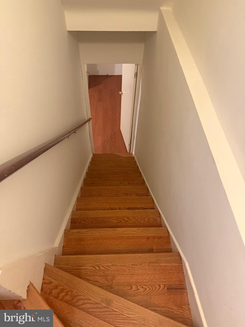 113 Montrose Ave Property Photo 11