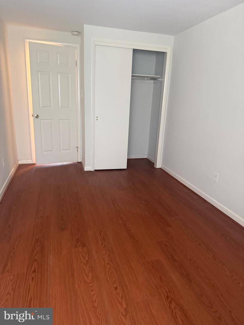 113 Montrose Ave Property Photo 16
