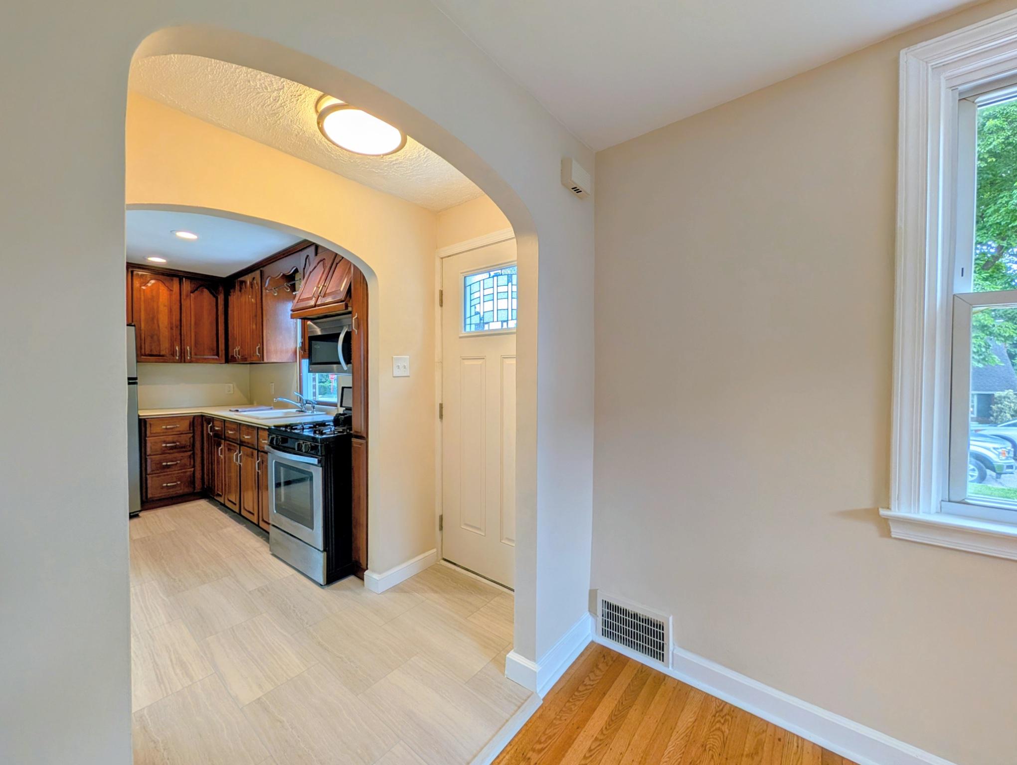159 Taylor Ave Property Photo 2