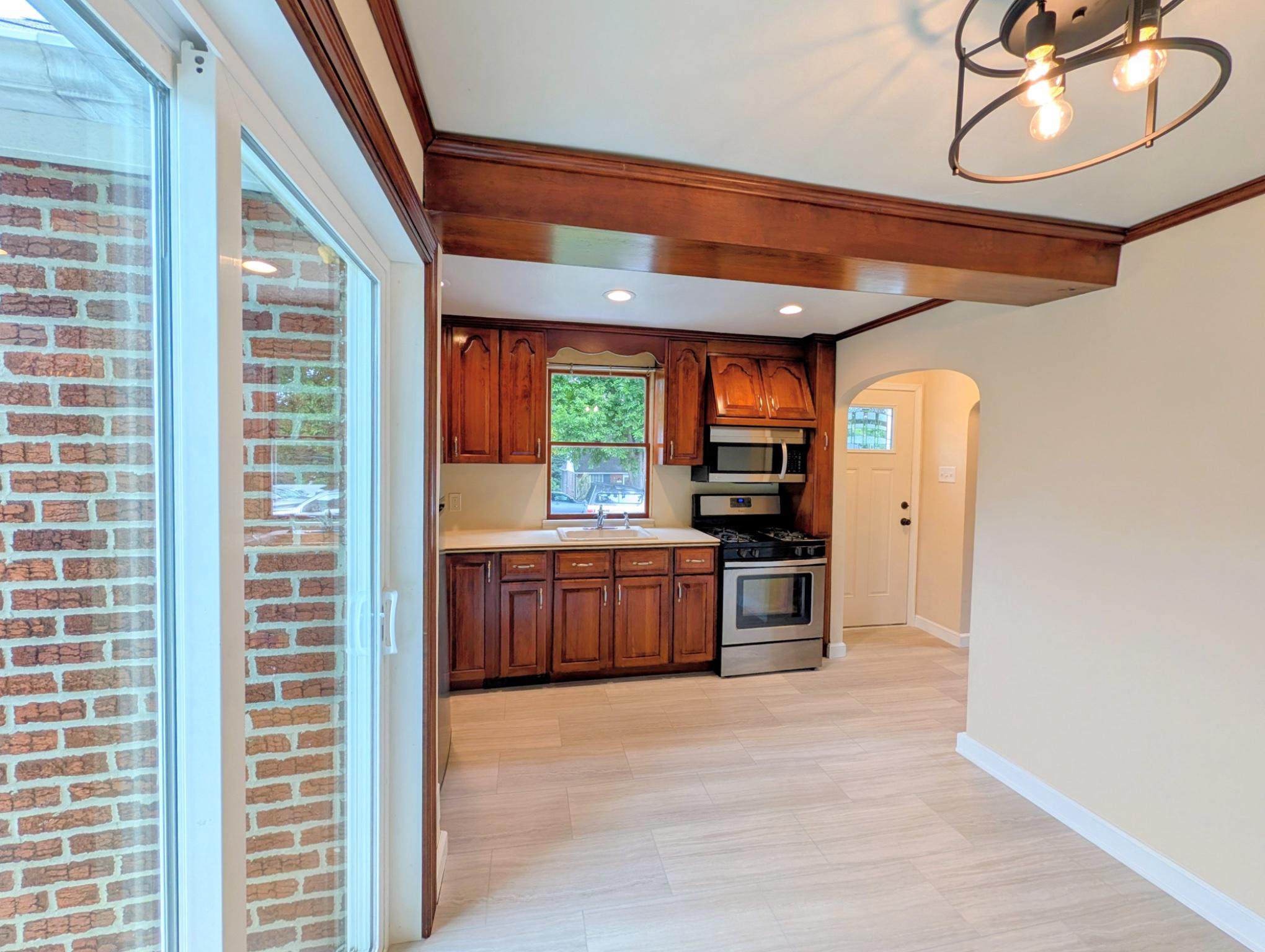 159 Taylor Ave Property Photo 3