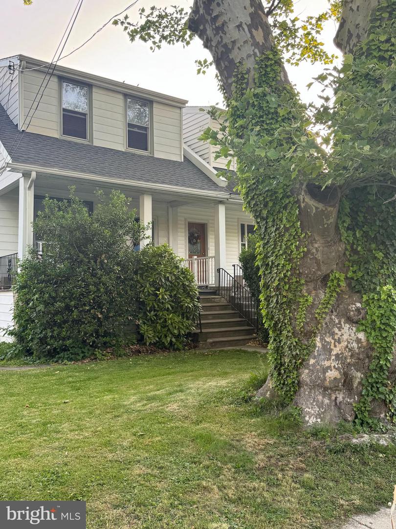 36 S Sycamore Ave Property Photo 2