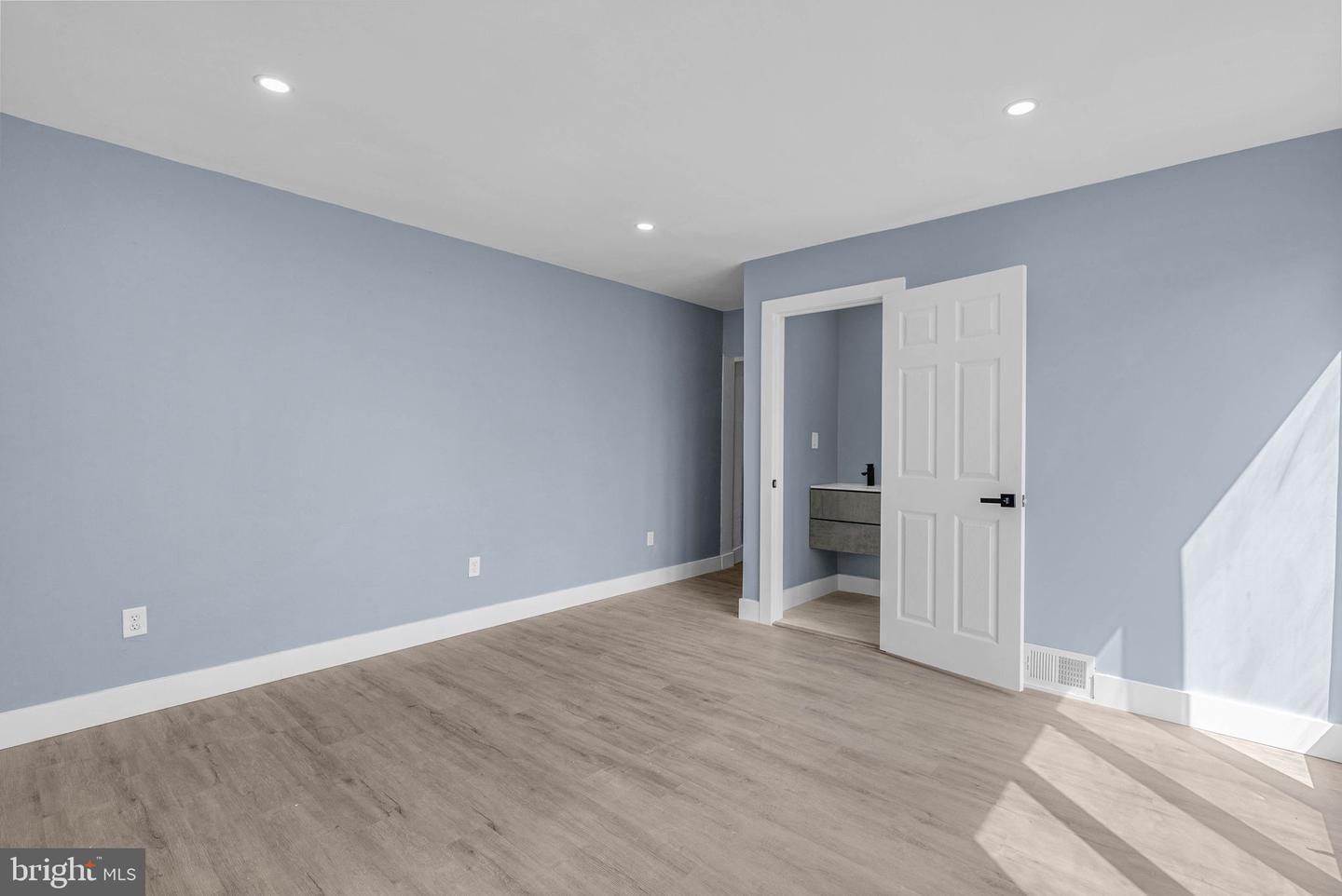 905 Mulberry St Property Photo 13