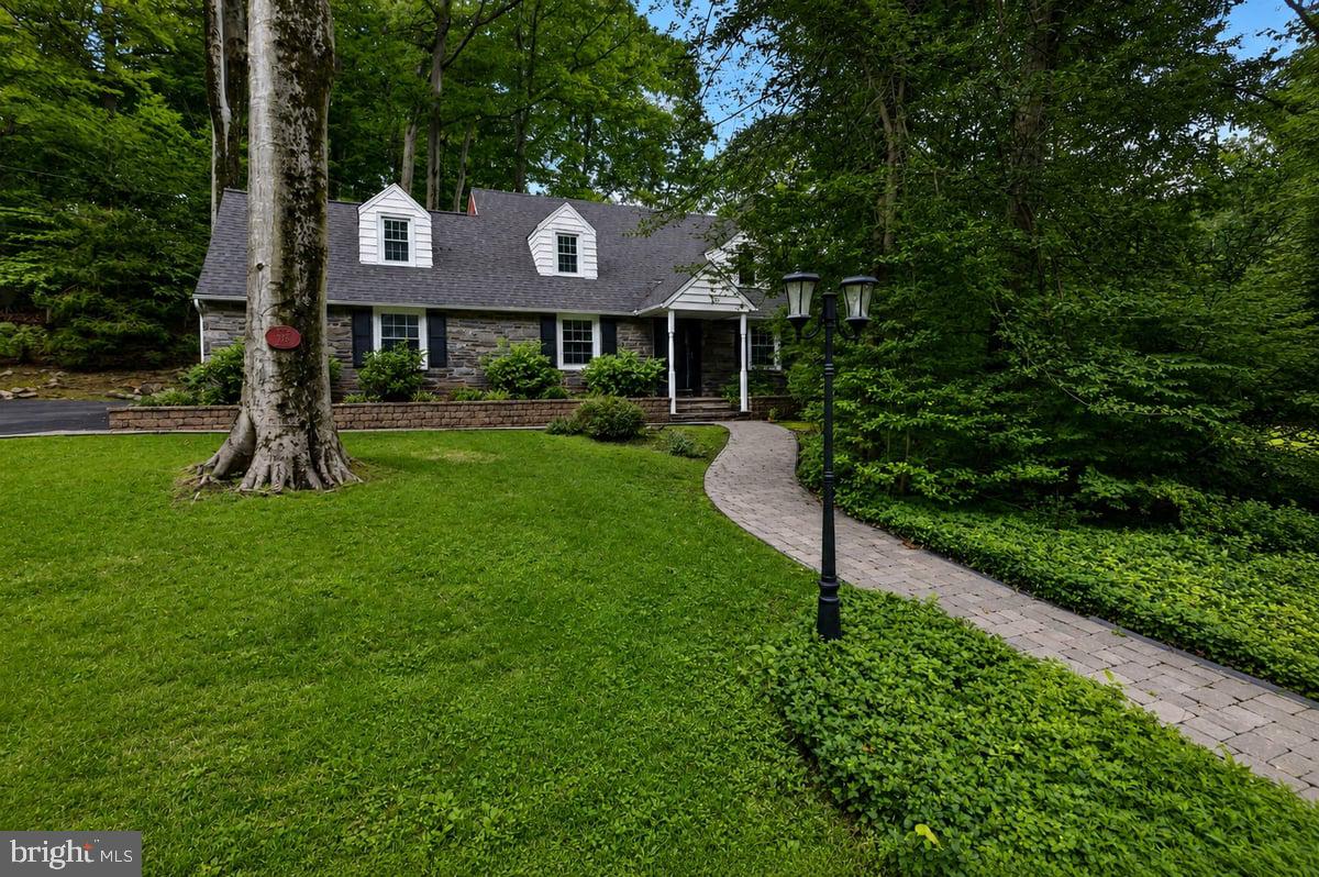 706 Beechwood Property Photo 1