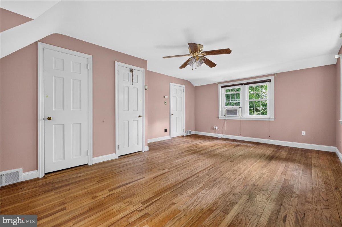 706 Beechwood Property Photo 16